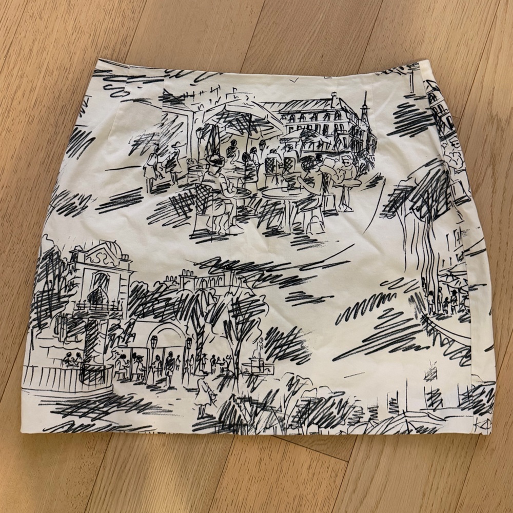 White and Black Graphic City Print Skirt